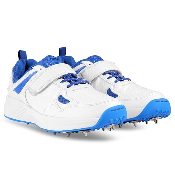 10 Best Cricket Shoes India 2026 – Grip, Speed & Durability 9 RXN Victor bowling cricket shoes with metal spikes, Phylon sole, and extra nails – best for fast bowlers on soft turf