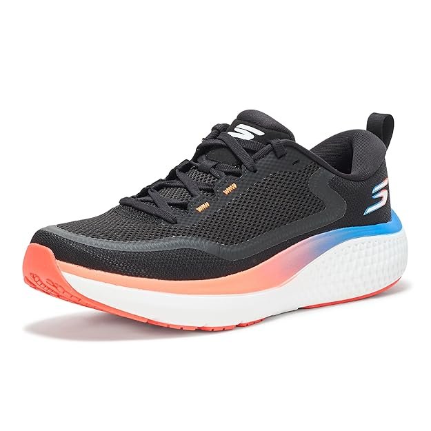 Skechers GO RUN Supersonic Max running shoes with responsive Hyper Burst cushioning for lightweight daily training and long-distance runs.