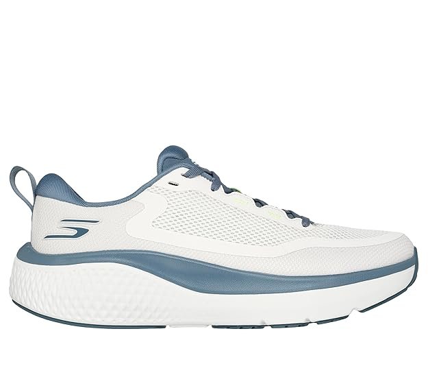 Skechers GO RUN Supersonic Max Lightweight Running Shoe for Road Running in India