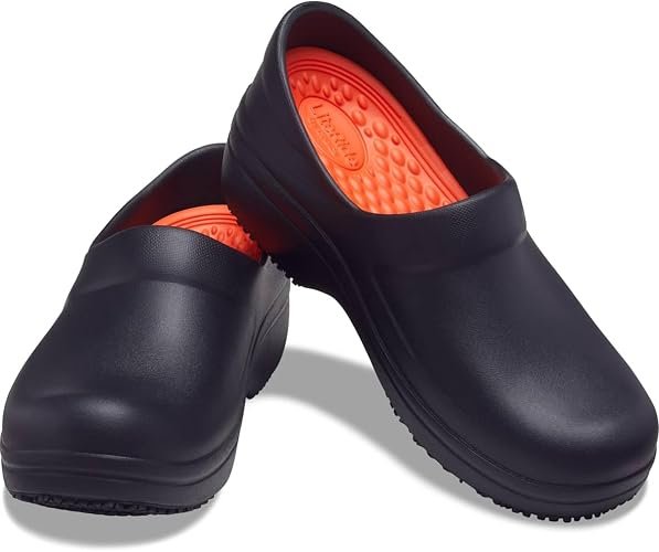 Crocs Neria Pro II waterproof work clogs for nurses