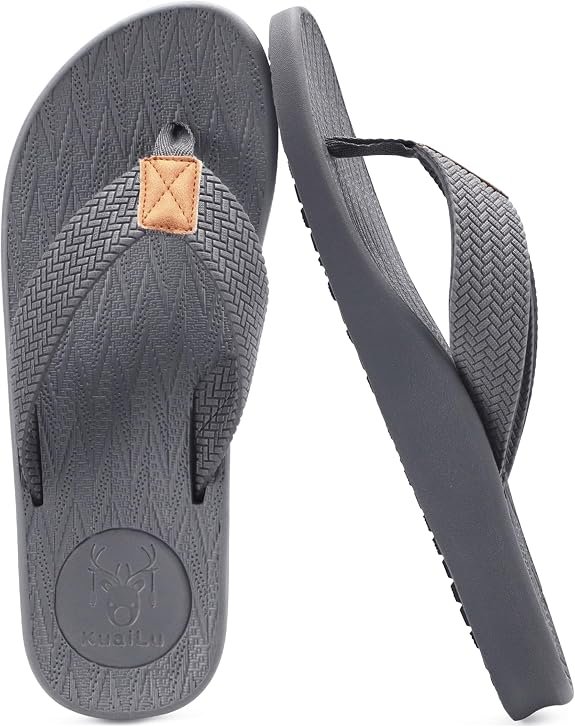 KuaiLu men's arch support flip flops with cushioned footbed